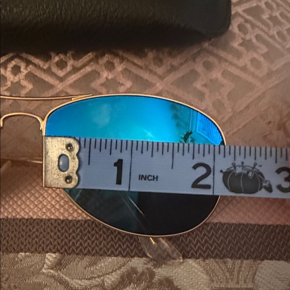 Ray-Ban Gold Frame Sunglasses with Blue Lenses - Picture 4 of 5